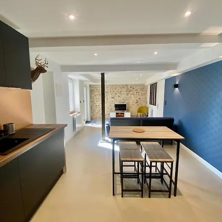 Apartment Bel T2 De 50 M2, Spacieux Et Lumineux - 009 *
